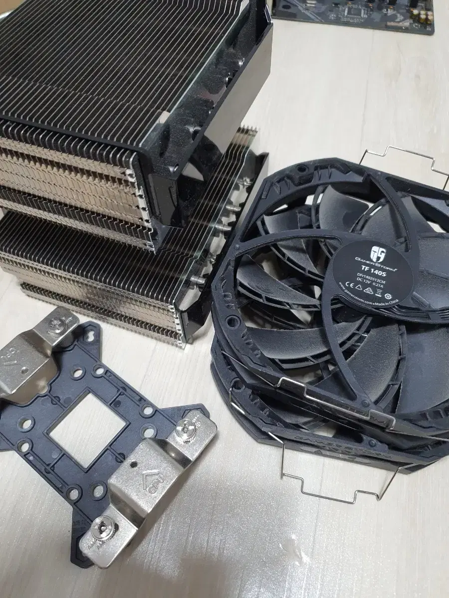 DEEPCOOL ASSASSIN 3 amd 파츠만 있음 박스없음